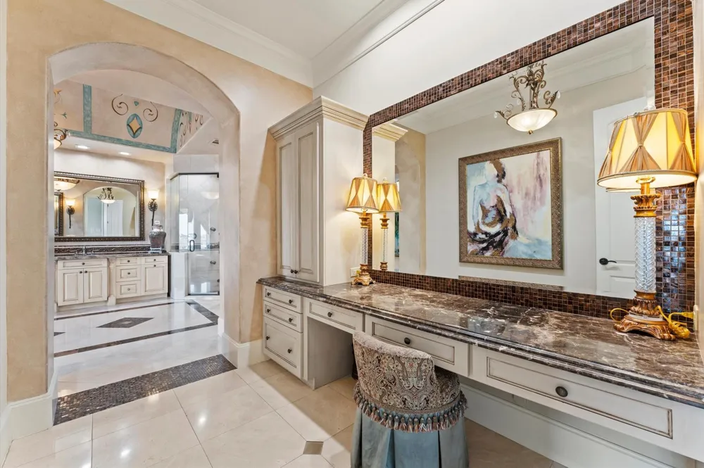 6 Waterford Oaks Lane Kemah, TX 77565