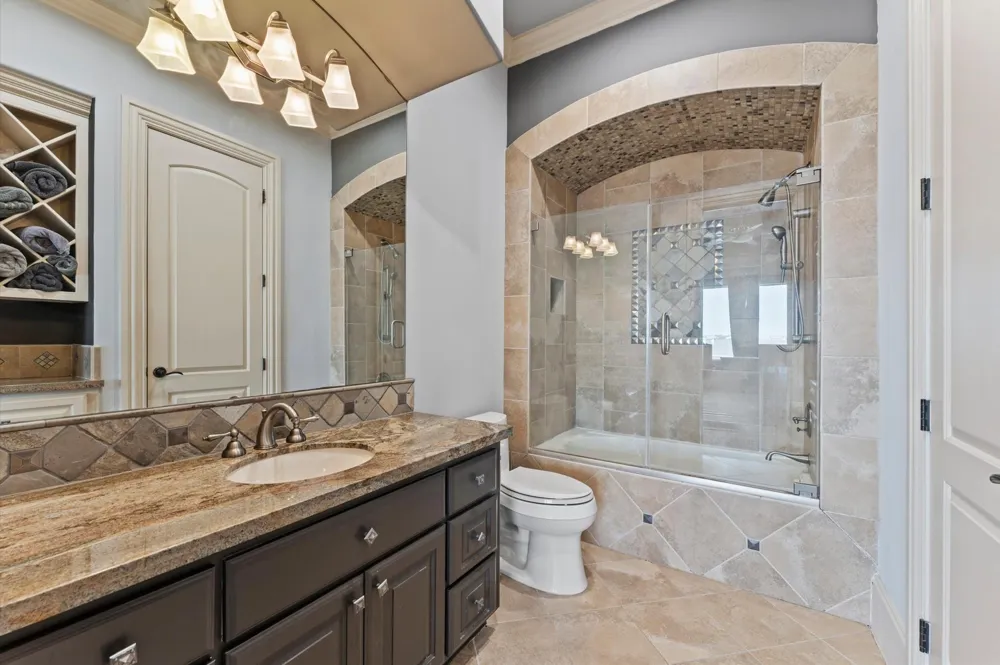 6 Waterford Oaks Lane Kemah, TX 77565