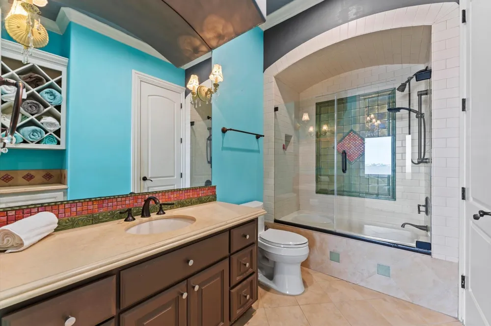 6 Waterford Oaks Lane Kemah, TX 77565