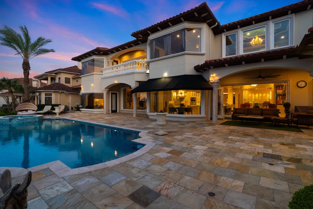 6 Waterford Oaks Lane Kemah, TX 77565