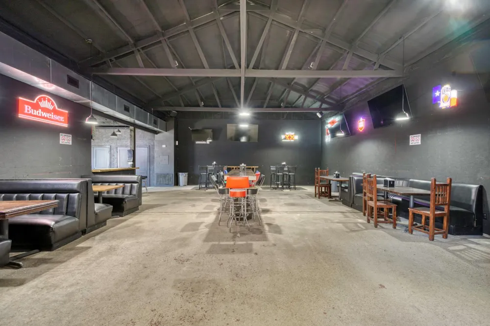 710 S May Street Madisonville, TX 77864