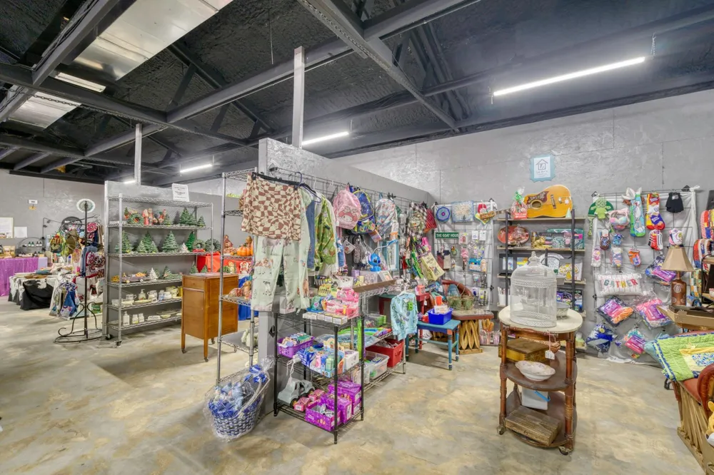 710 S May Street Madisonville, TX 77864