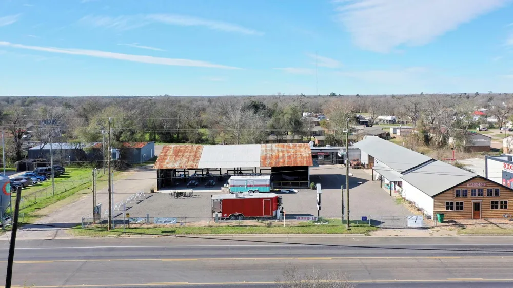 710 S May Street Madisonville, TX 77864