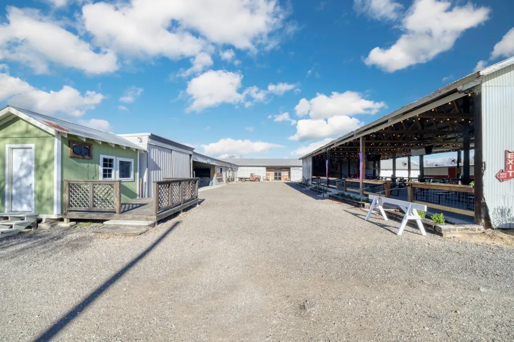 710 S May Street Madisonville, TX 77864