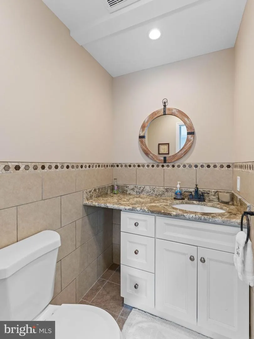 444 W SHORE DRIVE #APT 4 Brigantine, NJ 08203