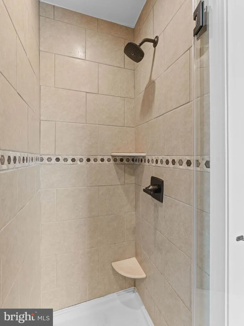 444 W SHORE DRIVE #APT 4 Brigantine, NJ 08203