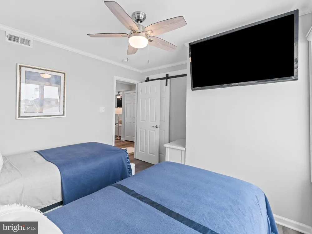 444 W SHORE DRIVE #APT 4 Brigantine, NJ 08203