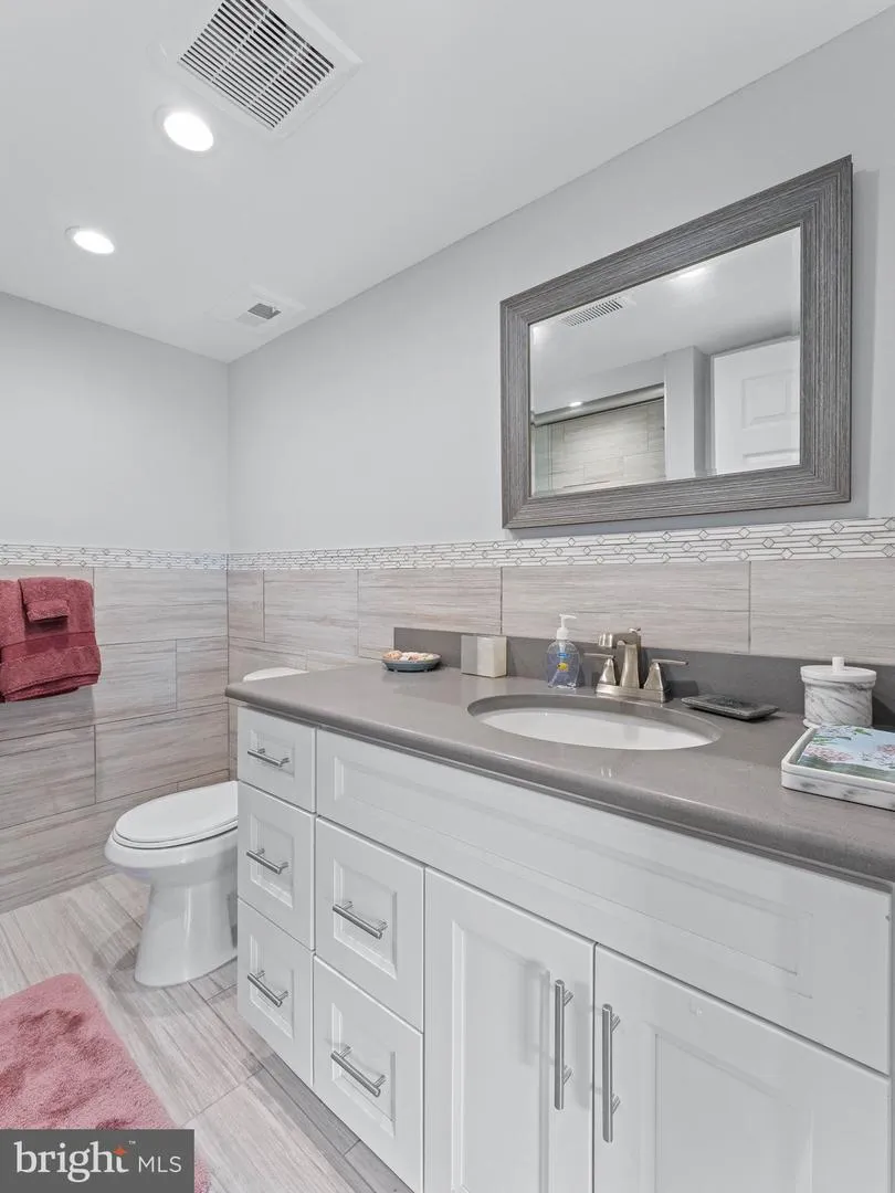 444 W SHORE DRIVE #APT 4 Brigantine, NJ 08203