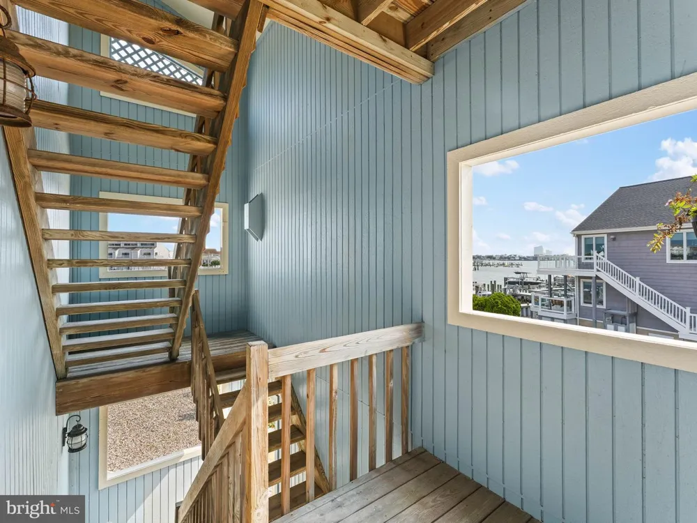 444 W SHORE DRIVE #APT 4 Brigantine, NJ 08203