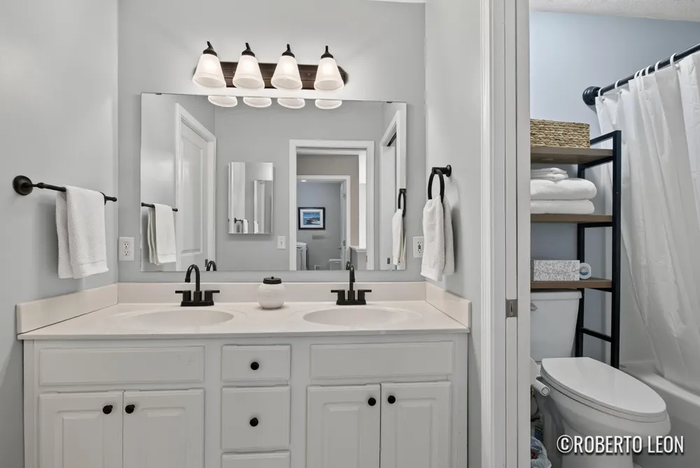 7520 Crooked Creek Drive SW Byron Center, MI 49315