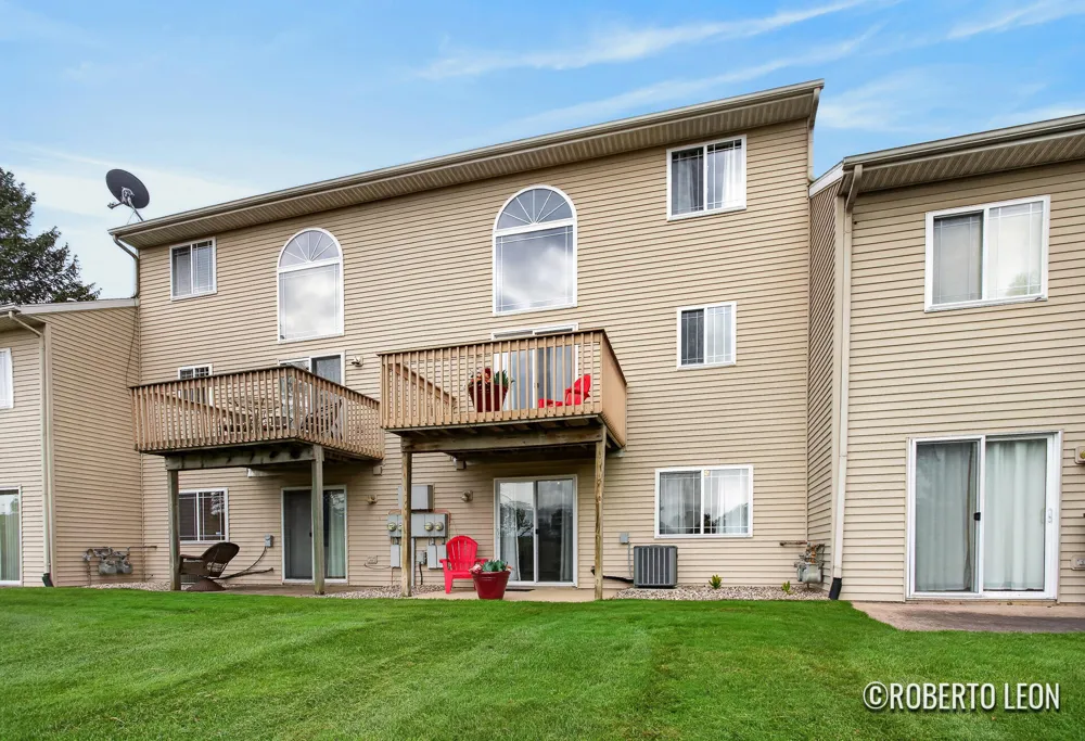 7520 Crooked Creek Drive SW Byron Center, MI 49315