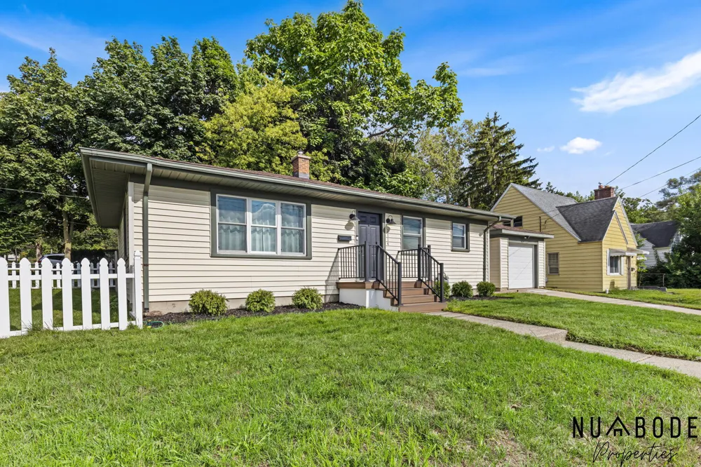 2114 Kalamazoo Avenue SE Grand Rapids, MI 49507