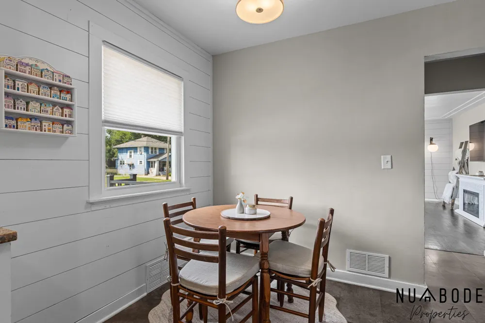 2114 Kalamazoo Avenue SE Grand Rapids, MI 49507