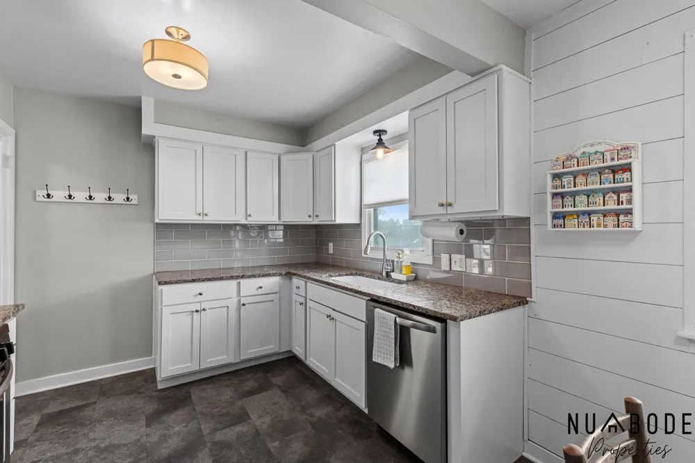2114 Kalamazoo Avenue SE Grand Rapids, MI 49507