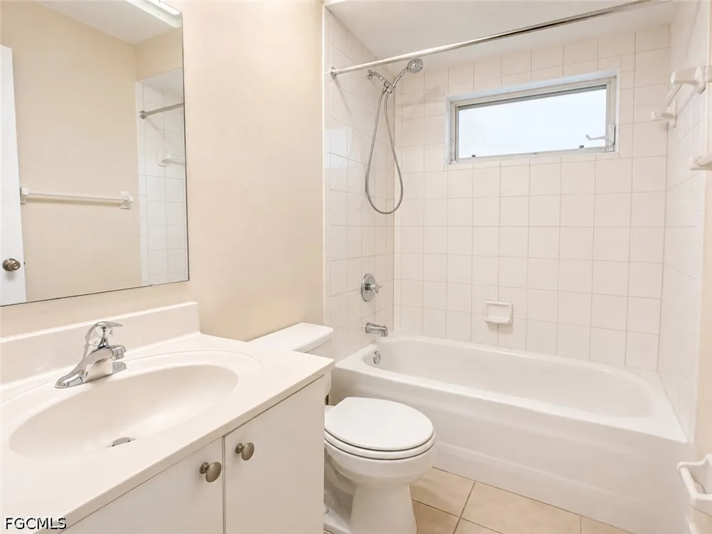 SE 19th Lane Cape Coral, FL 33990