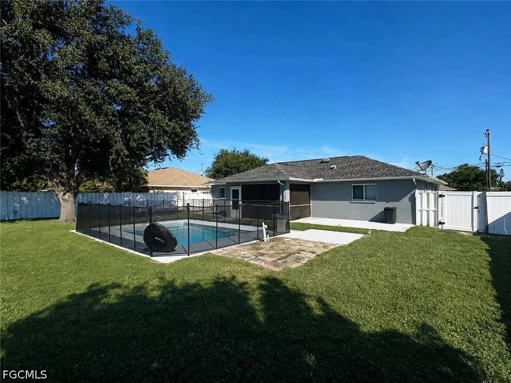 SE 19th Lane Cape Coral, FL 33990