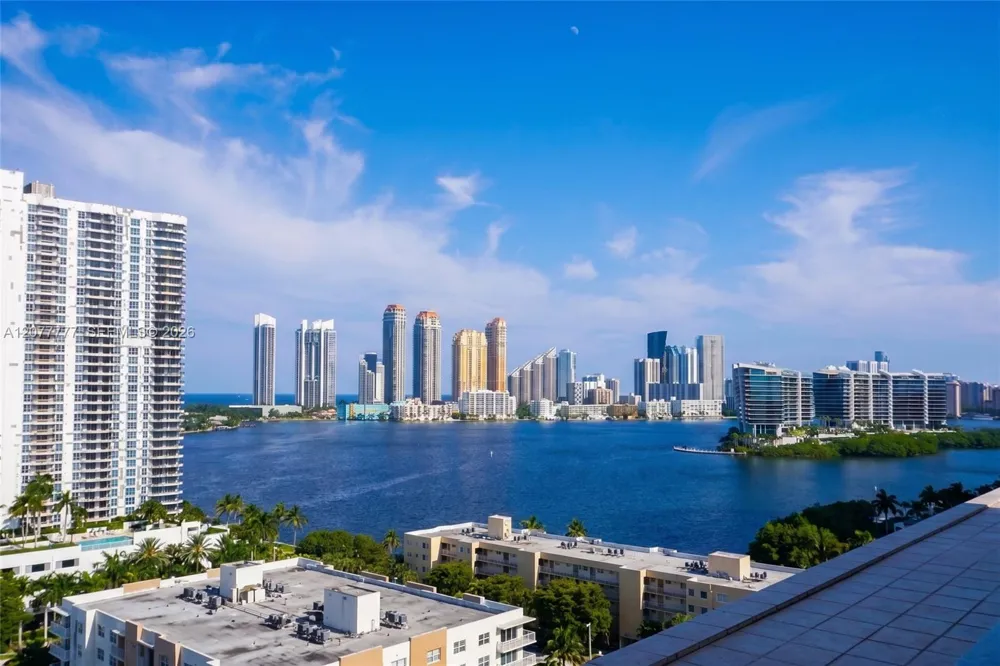 3300 NE 192nd St #1612 Aventura, FL 33180