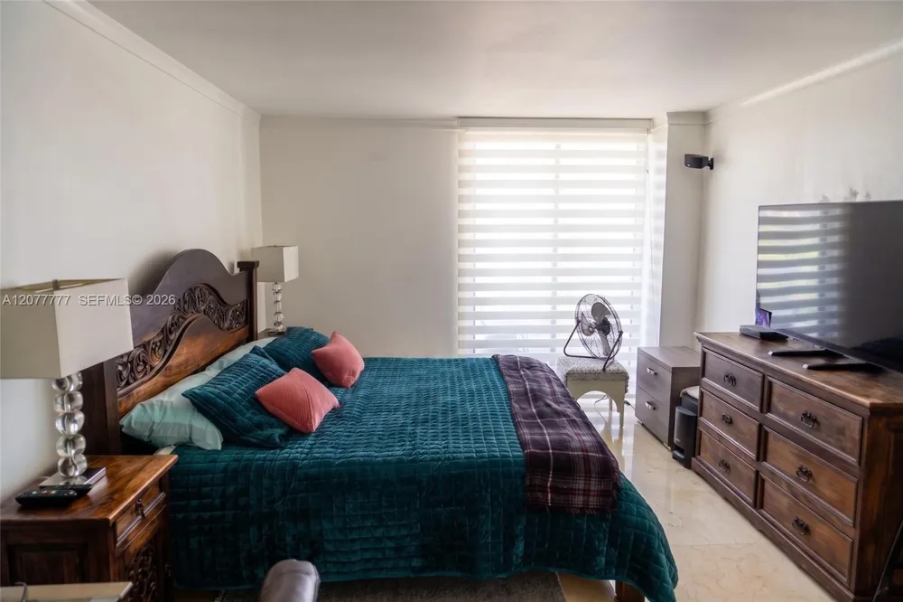 3300 NE 192nd St #1612 Aventura, FL 33180