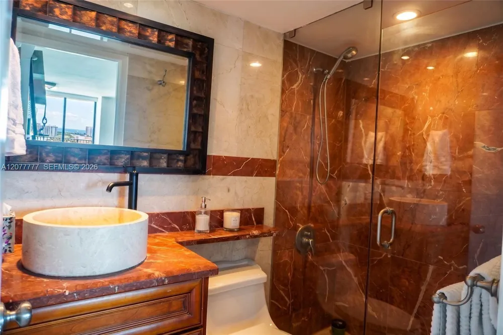 3300 NE 192nd St #1612 Aventura, FL 33180