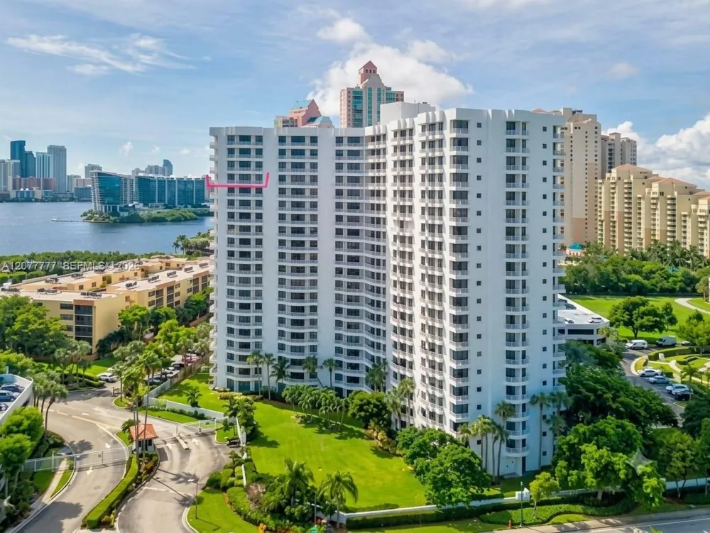 3300 NE 192nd St #1612 Aventura, FL 33180