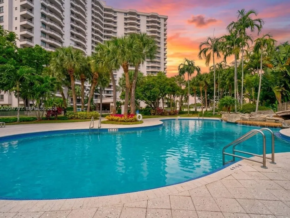 3300 NE 192nd St #1612 Aventura, FL 33180