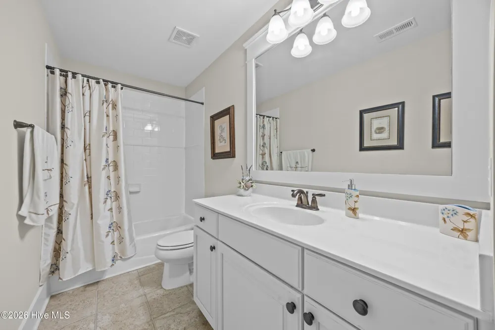 908 Bedminister Lane Wilmington, NC 28405