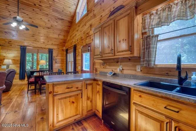 158 Red Oak Forest Lane Murphy, NC 28906