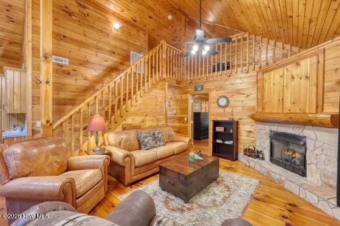 158 Red Oak Forest Lane Murphy, NC 28906