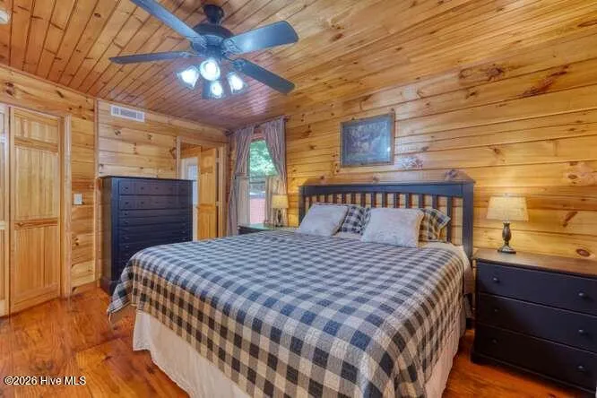 158 Red Oak Forest Lane Murphy, NC 28906