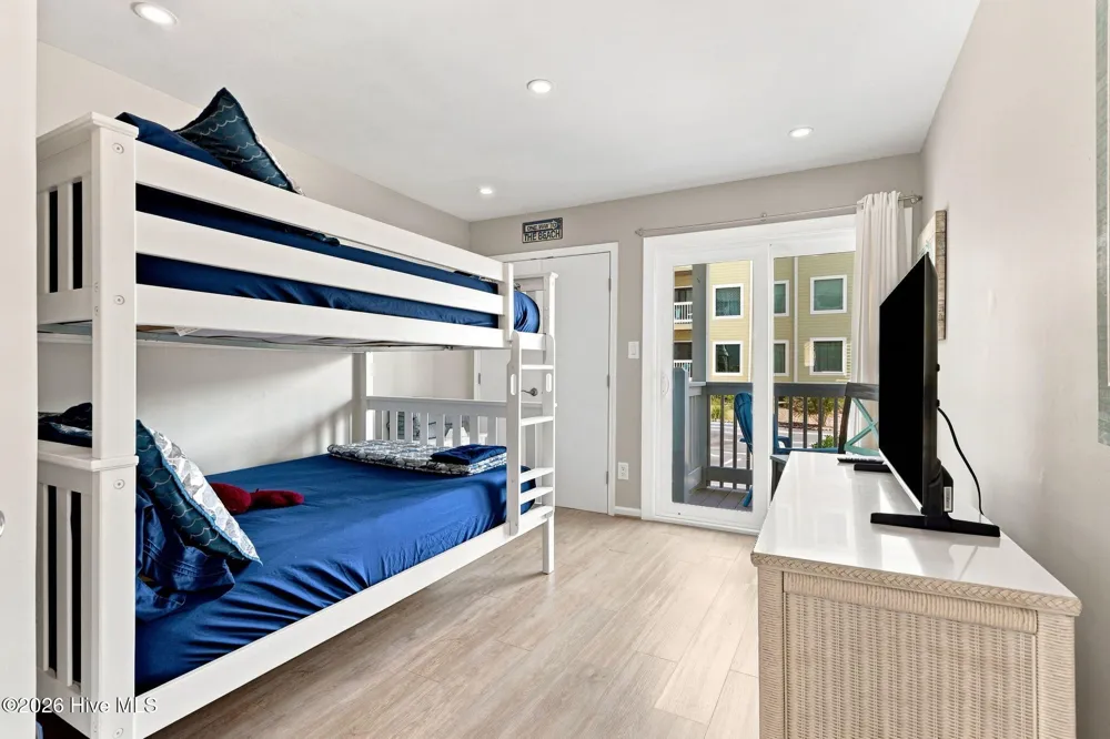 Address Not Shown Emerald Isle, NC 28594