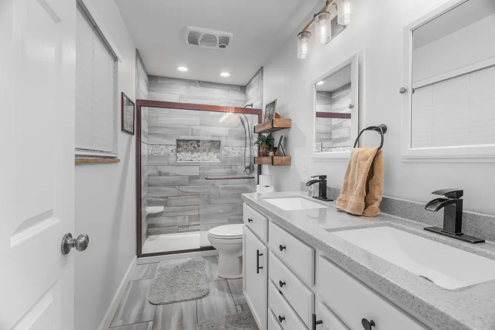 5898 Hummingbird Lane Clarkston City, MI 48346