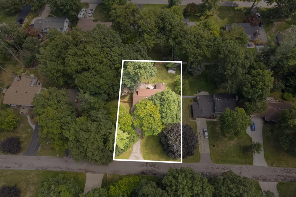 5898 Hummingbird Lane Clarkston City, MI 48346