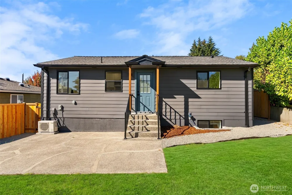 4318 S 10th Tacoma, WA 98405