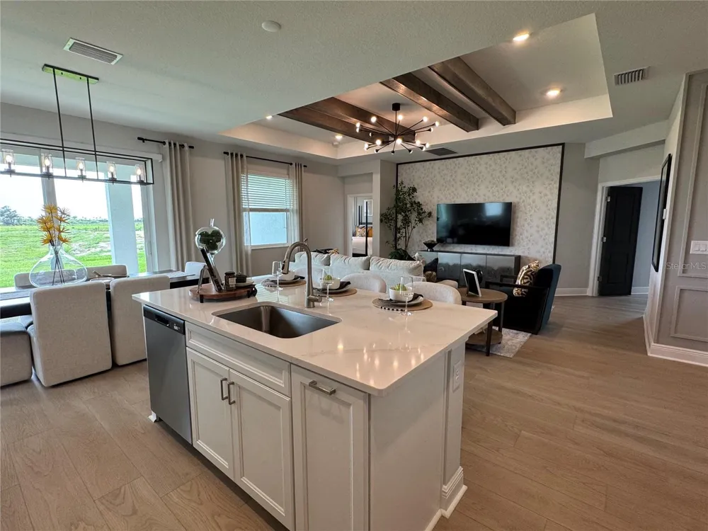 8708 CANARD COVE Palmetto, FL 34221