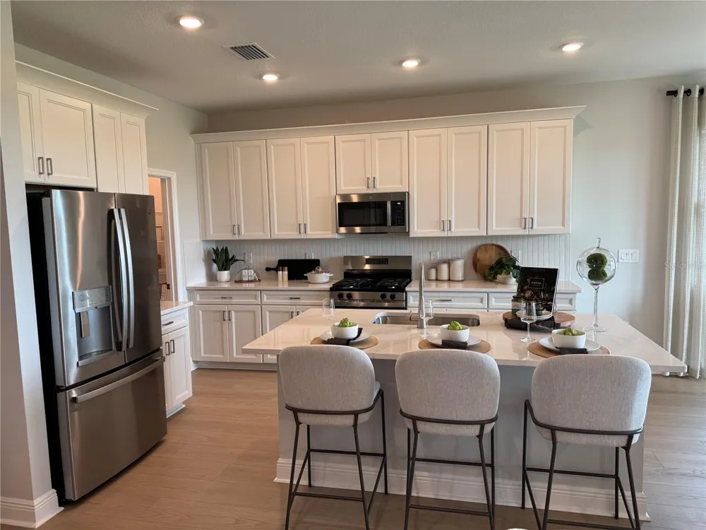 8708 CANARD COVE Palmetto, FL 34221