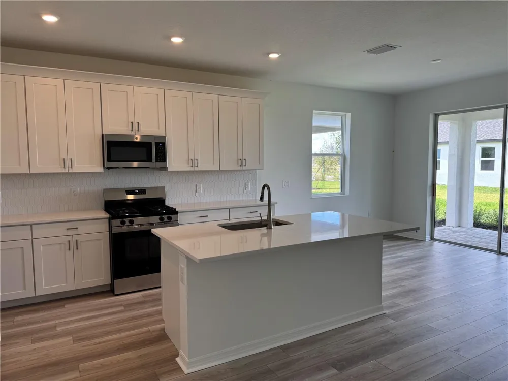 8708 CANARD COVE Palmetto, FL 34221