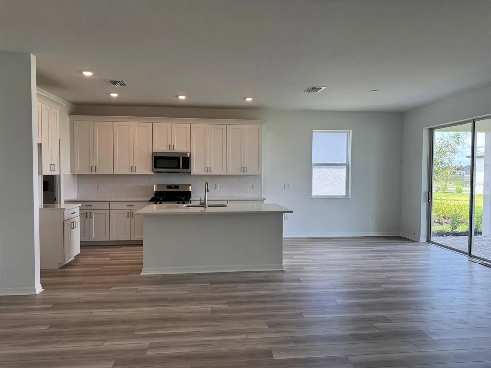 8708 CANARD COVE Palmetto, FL 34221
