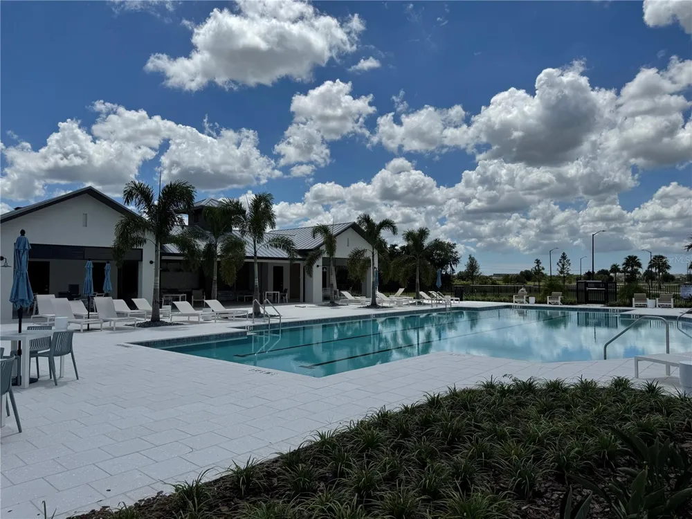 8708 CANARD COVE Palmetto, FL 34221