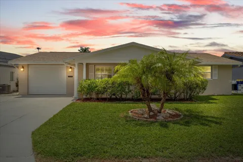 4933 SHELL STREAM BOULEVARD