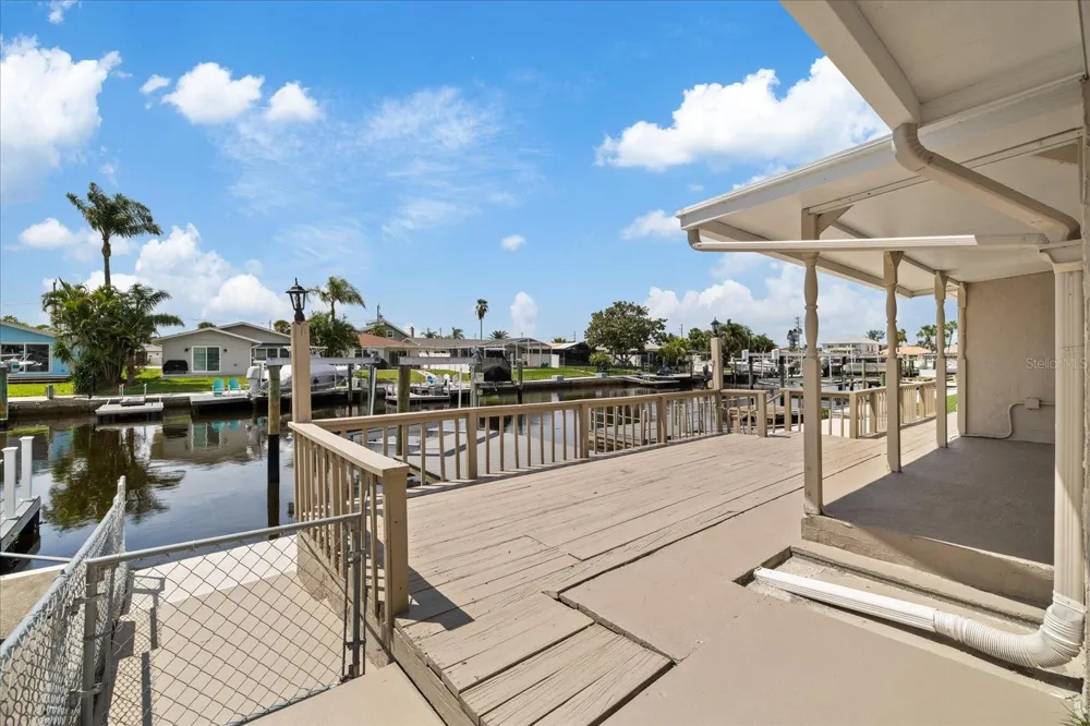 4933 SHELL STREAM BOULEVARD New Port Richey, FL 34652