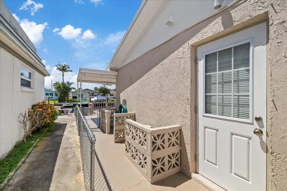 4933 SHELL STREAM BOULEVARD New Port Richey, FL 34652