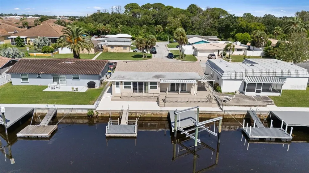 4933 SHELL STREAM BOULEVARD New Port Richey, FL 34652