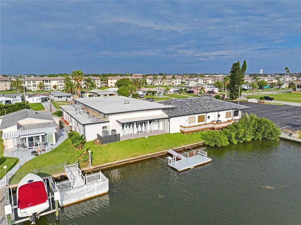 4933 SHELL STREAM BOULEVARD New Port Richey, FL 34652