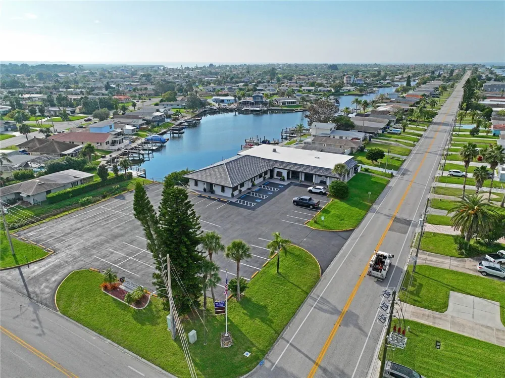 4933 SHELL STREAM BOULEVARD New Port Richey, FL 34652
