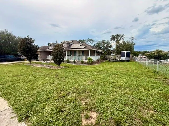 12 E LEMON STREET Davenport, FL 33837