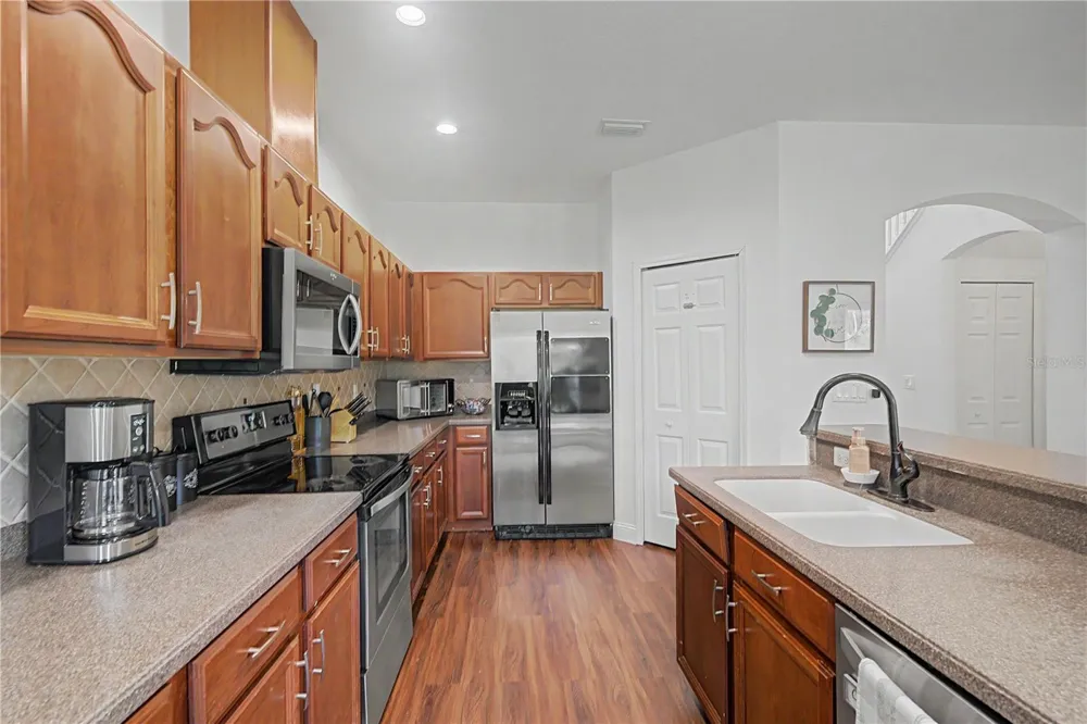 9837 JASMINE BROOK CIRCLE Land O Lakes, FL 34638
