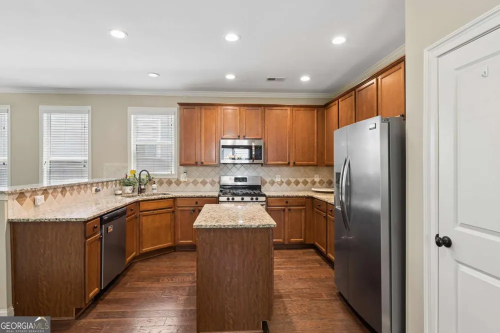 3363 Old Concord RD SE Smyrna, GA 30082