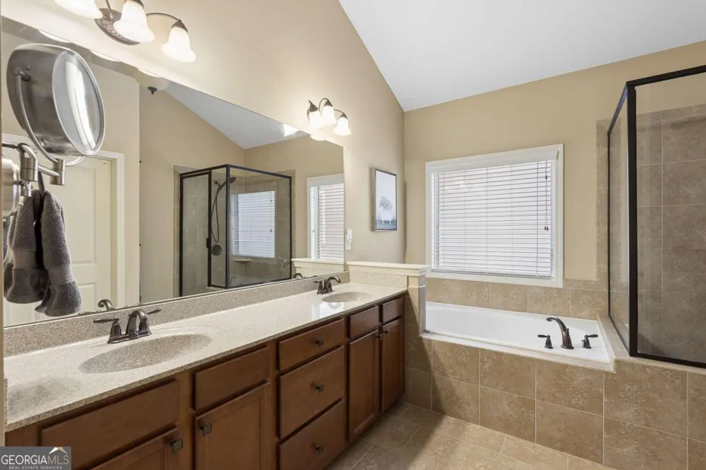 3363 Old Concord RD SE Smyrna, GA 30082