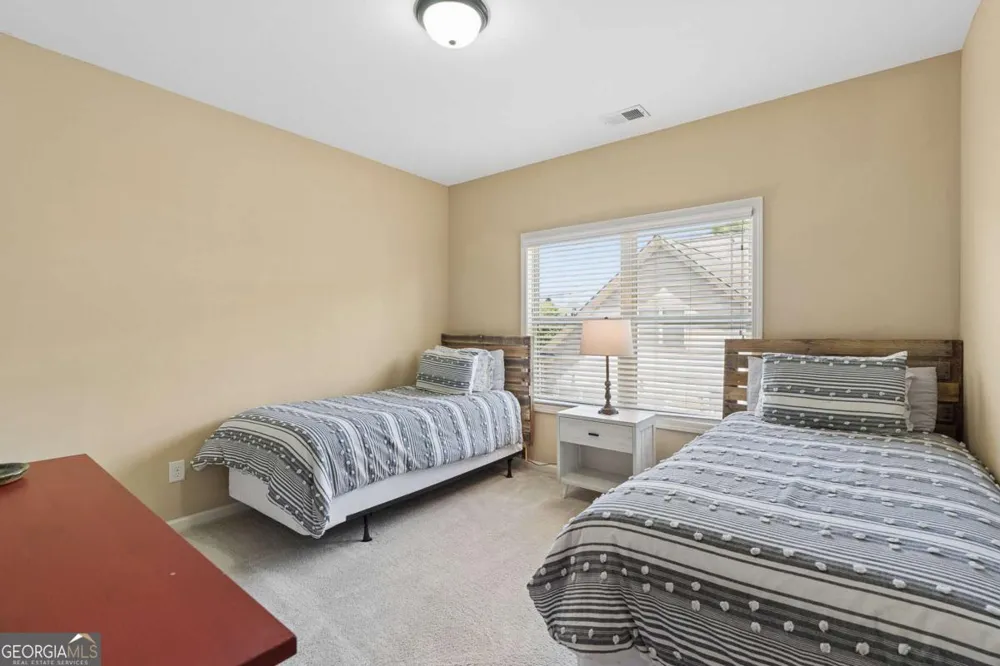 3363 Old Concord RD SE Smyrna, GA 30082