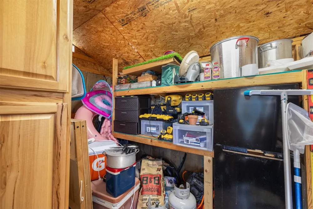 149 Windmill Road Snook, TX 77879